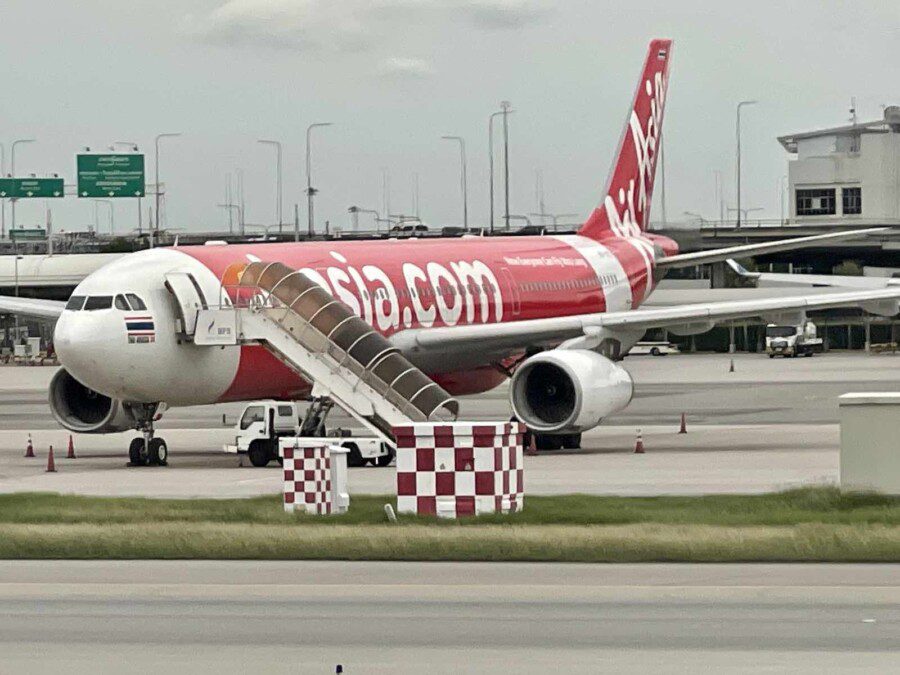 Air Asia is confirmed as the world's best low-cost airline according to Skytrax: Volotea, on the other hand, triumphs in Europe. On long-haul, the queen is Scoot