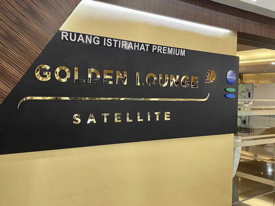 Kuala Lumpur, recensione Golden Lounge Malaysia Airlines satellite internazionale