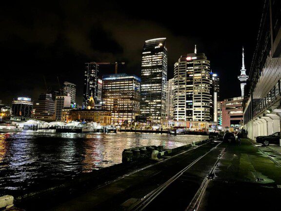 New Zealand lifts all restrictions: goodbye masks and doors open to the unvaccinated