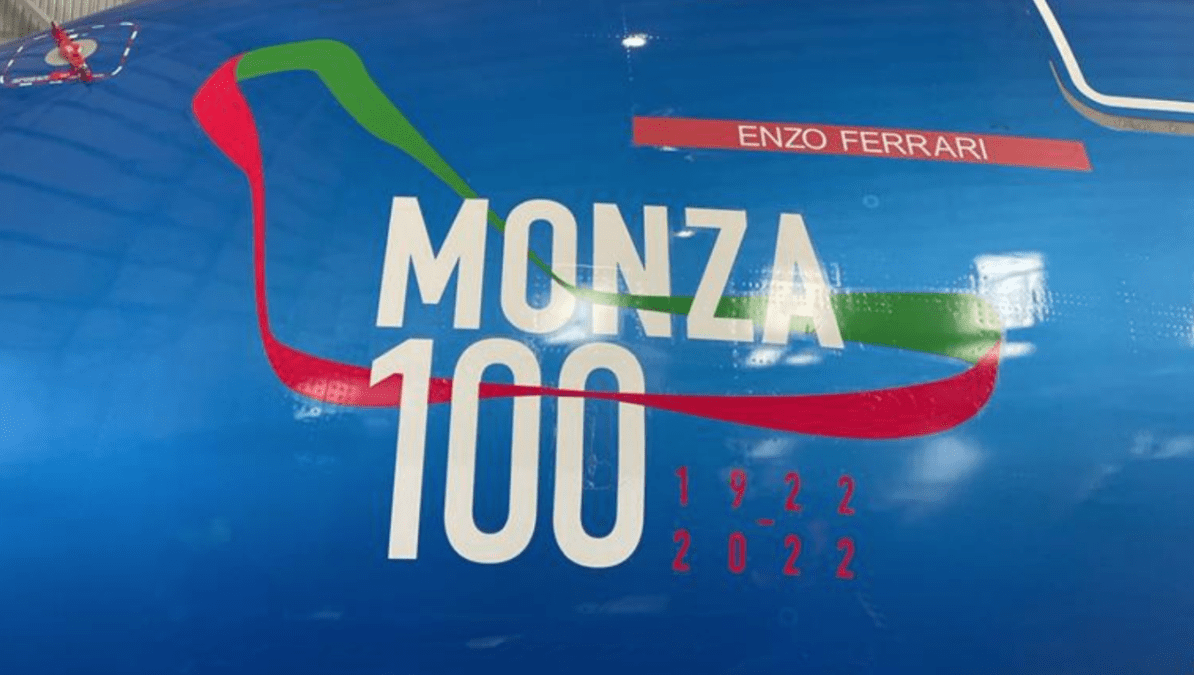 The Airbus A350 dedicated to Enzo Ferrari will fly over the Italian Grand Prix together with the Frecce Tricolore