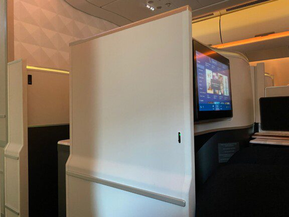 delta-onesuite-doors