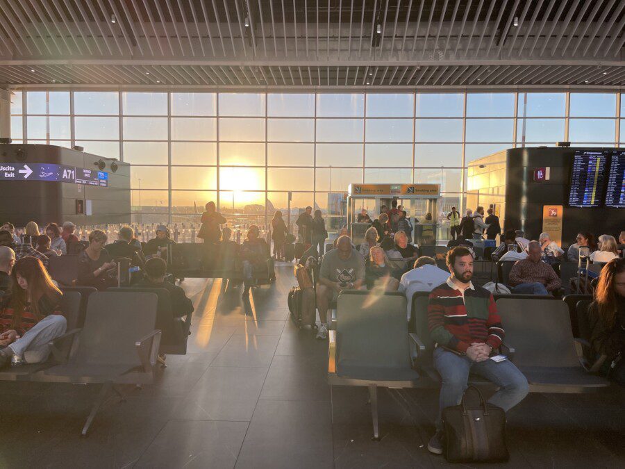 Headphones, glasses, ukuleles, scattergories, and even engagement rings: these are the items passengers most often forget on planes