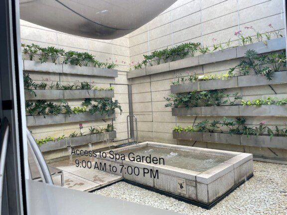 ef64ec45-ac64-4653-8c4e-e54e99417a4f