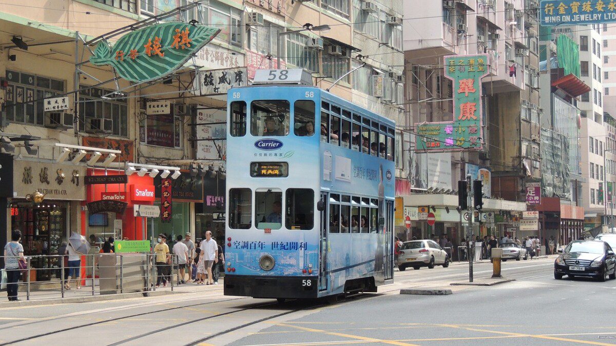Hong Kong will give away 500,000 flights to tourists