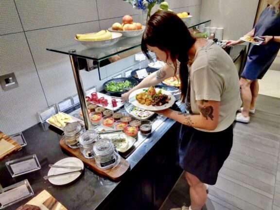 38B15A87-6801-46D3-9131-8C56558C01EE 2