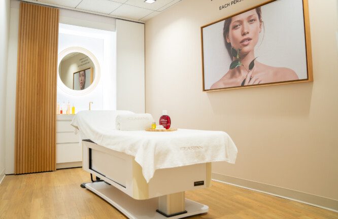 Air France in JFK lounge reopens spa, new starred menu for La Premiere and business customers