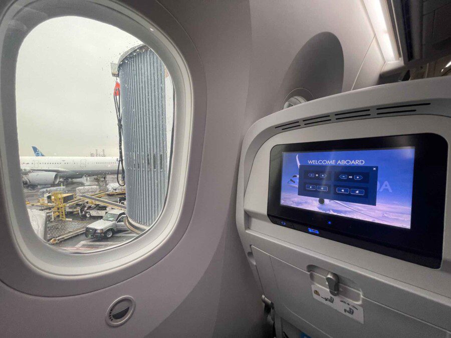 Da New York a Milano, in low-cost: ecco come si vola con Neos spendendo meno di 250€