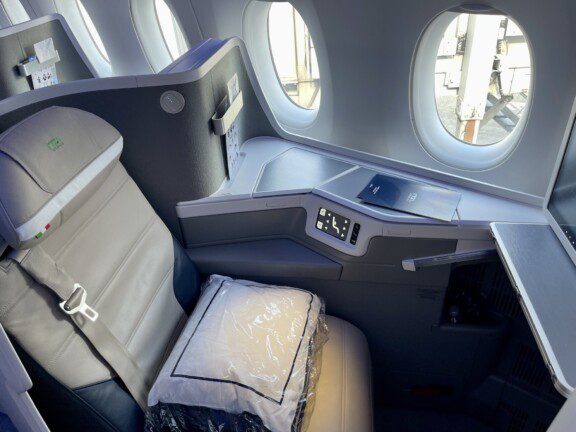 Da Tokyo a Roma, la video recensione della business class di ITA Airways