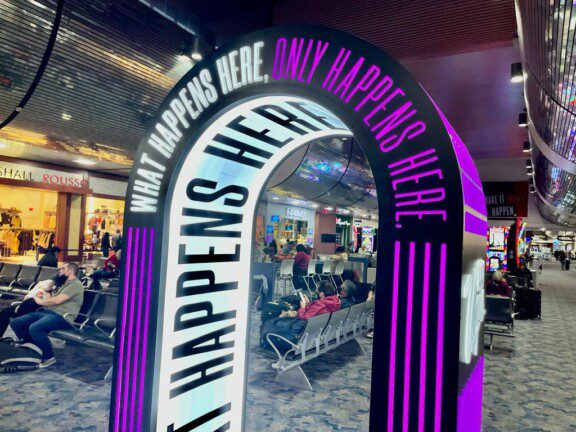 Las Vegas airport slot machines generated more than $1 billion in revenue