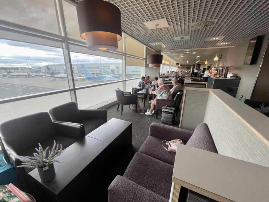 Birmingham Airport Aspire Lounge review
