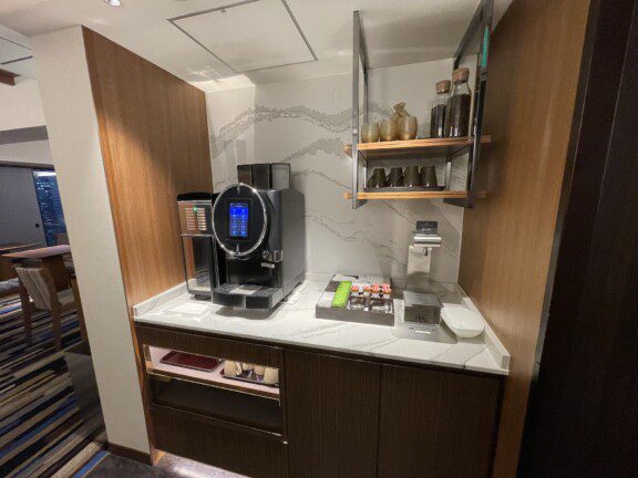 hilton-tokyo-shinjuku1882