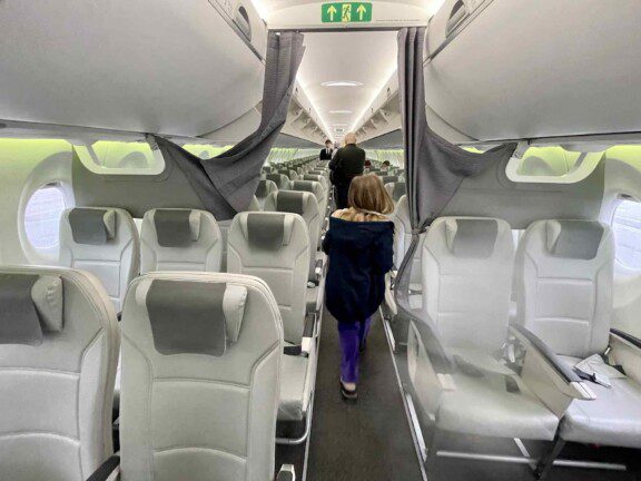 Airbaltic_a220_wifi4172