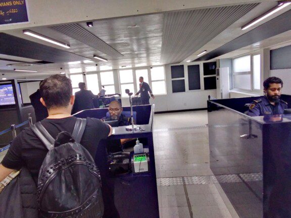 CEE5E29F-D773-4FC6-BD15-EFEEED340828-1