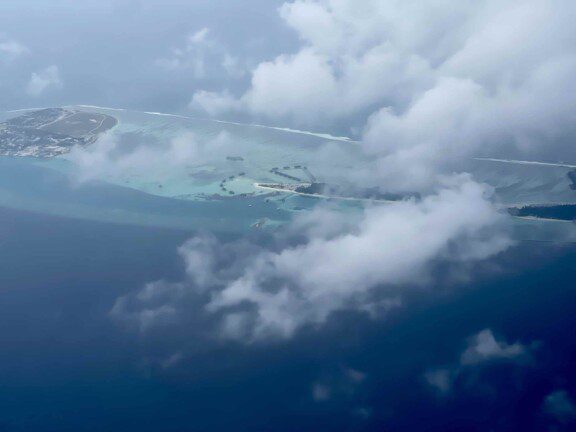 austrian_business_class_777_throne3879