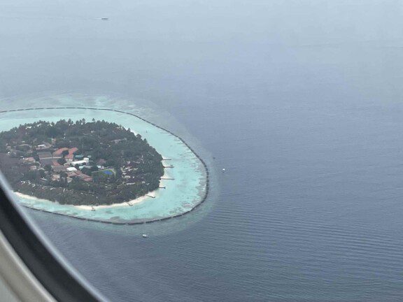 austrian_business_class_777_throne4477