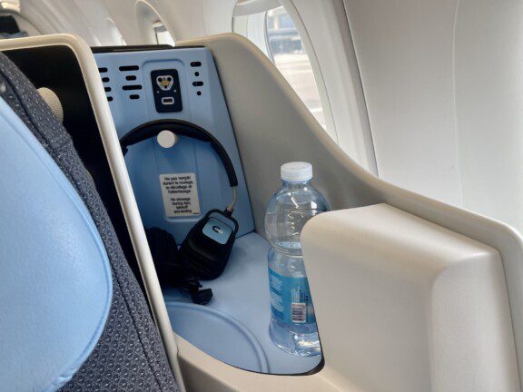 fly_the_business_class_a3214452