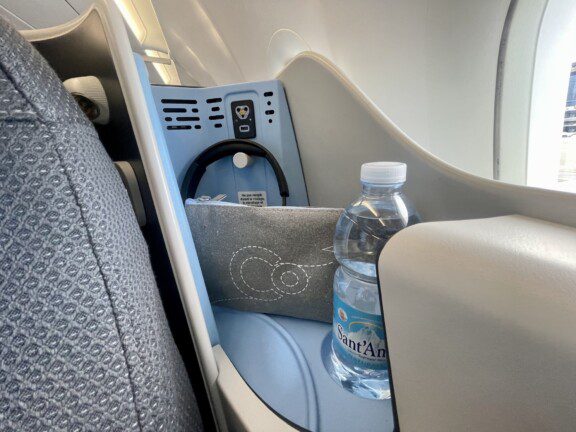 fly_the_business_class_a3214457