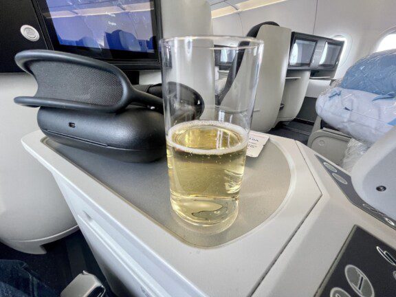 fly_the_business_class_a3214458