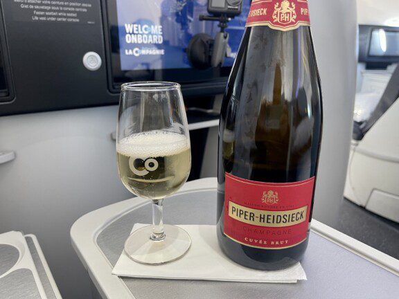 fly_the_business_class_a3214482