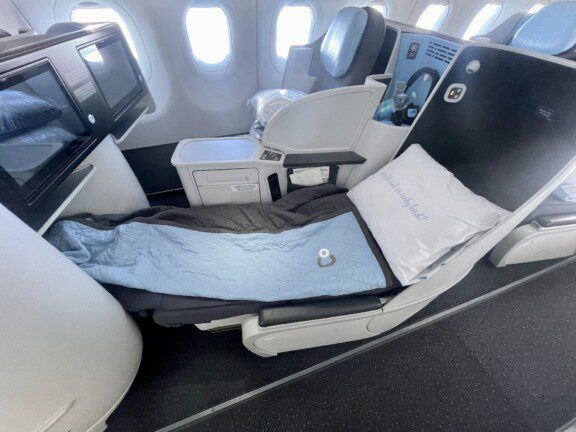 fly_the_business_class_a3214496