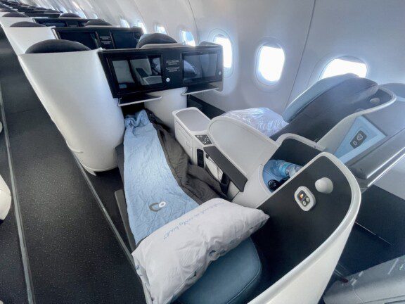 fly_the_business_class_a3214497