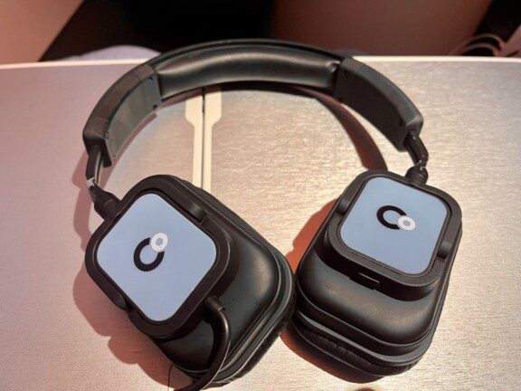 fly_the_business_class_a3214524