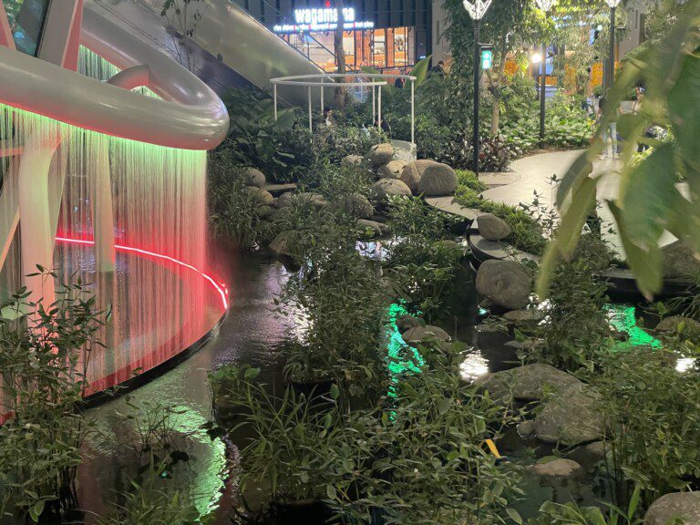 airport_doha_orchard6958