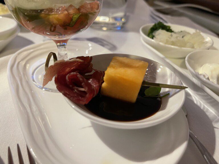 emirates-a380-first5250 2