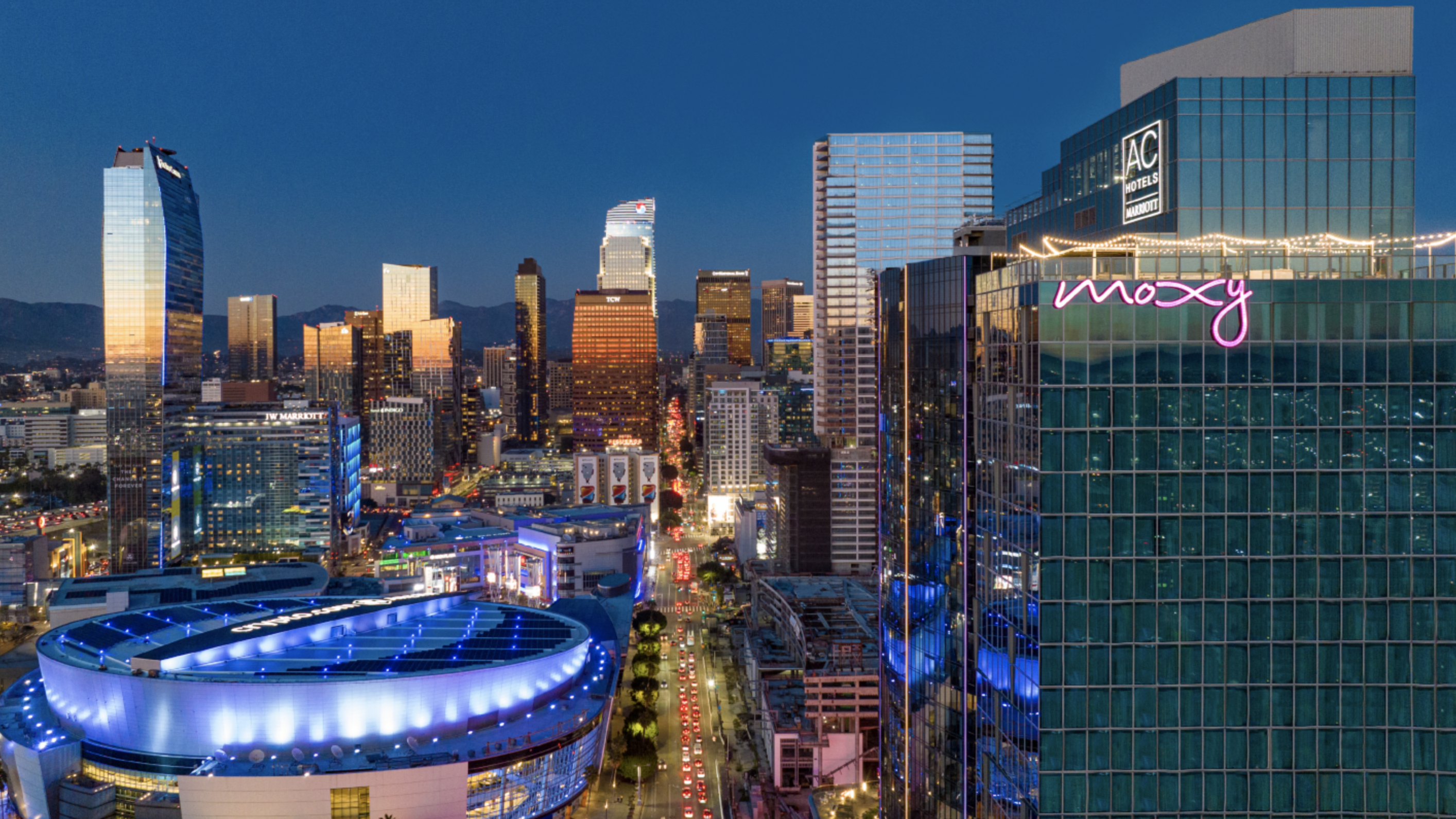Marriott opens mega (double) hotel in Downtown Los Angeles, rooms with Crypto Arena view