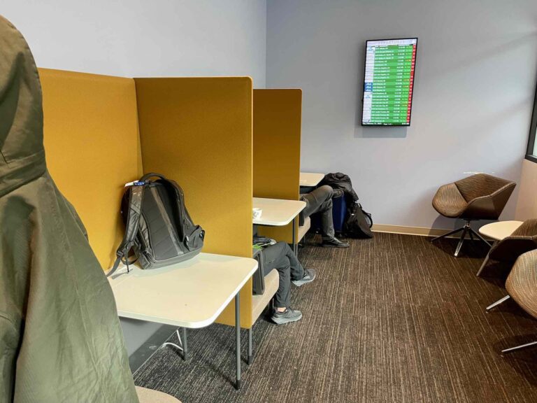 escape_amex_sacramento6444