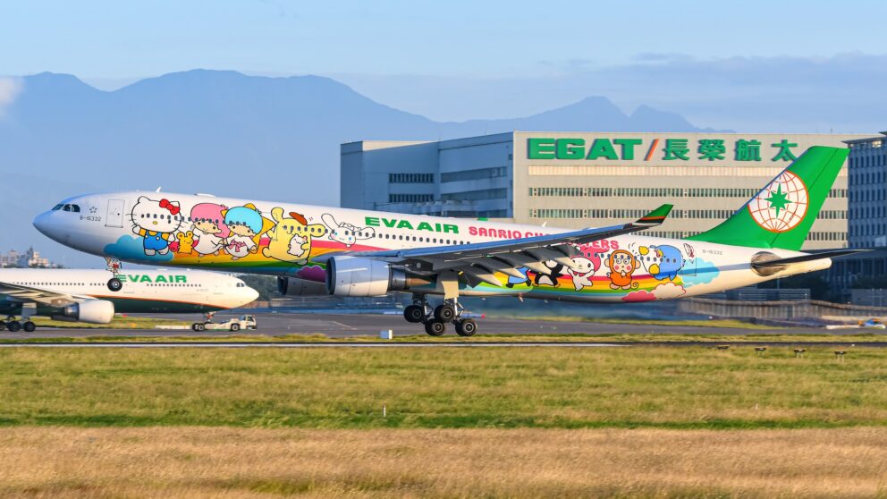 eva_air_hello kitty