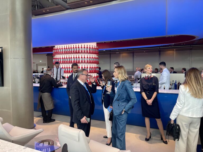 hangar_lounge_ita_airways8617