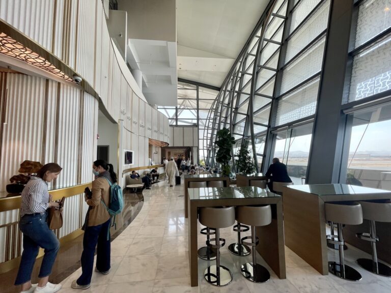 oman_air_lounge_muscat7831
