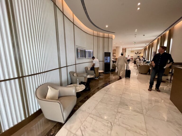 oman_air_lounge_muscat7834