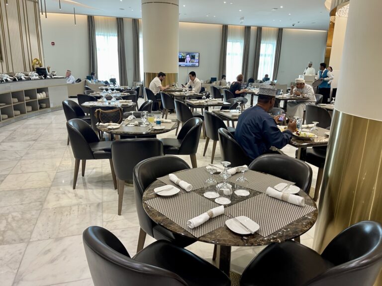 oman_air_lounge_muscat7838