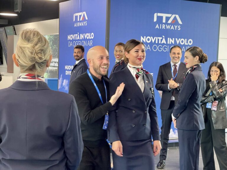uniforms_ita_airways_galaeo8549 2