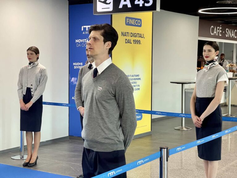 uniforms_ita_airways_galaeo8552 2