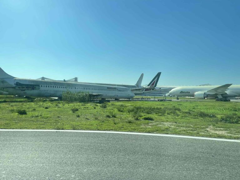aircraft_alitalia_abandoned_fiumicino9621
