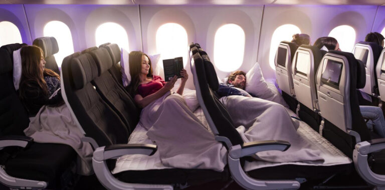 Un letto per dormire in Economy. Tutte le novità delle compagnie aeree