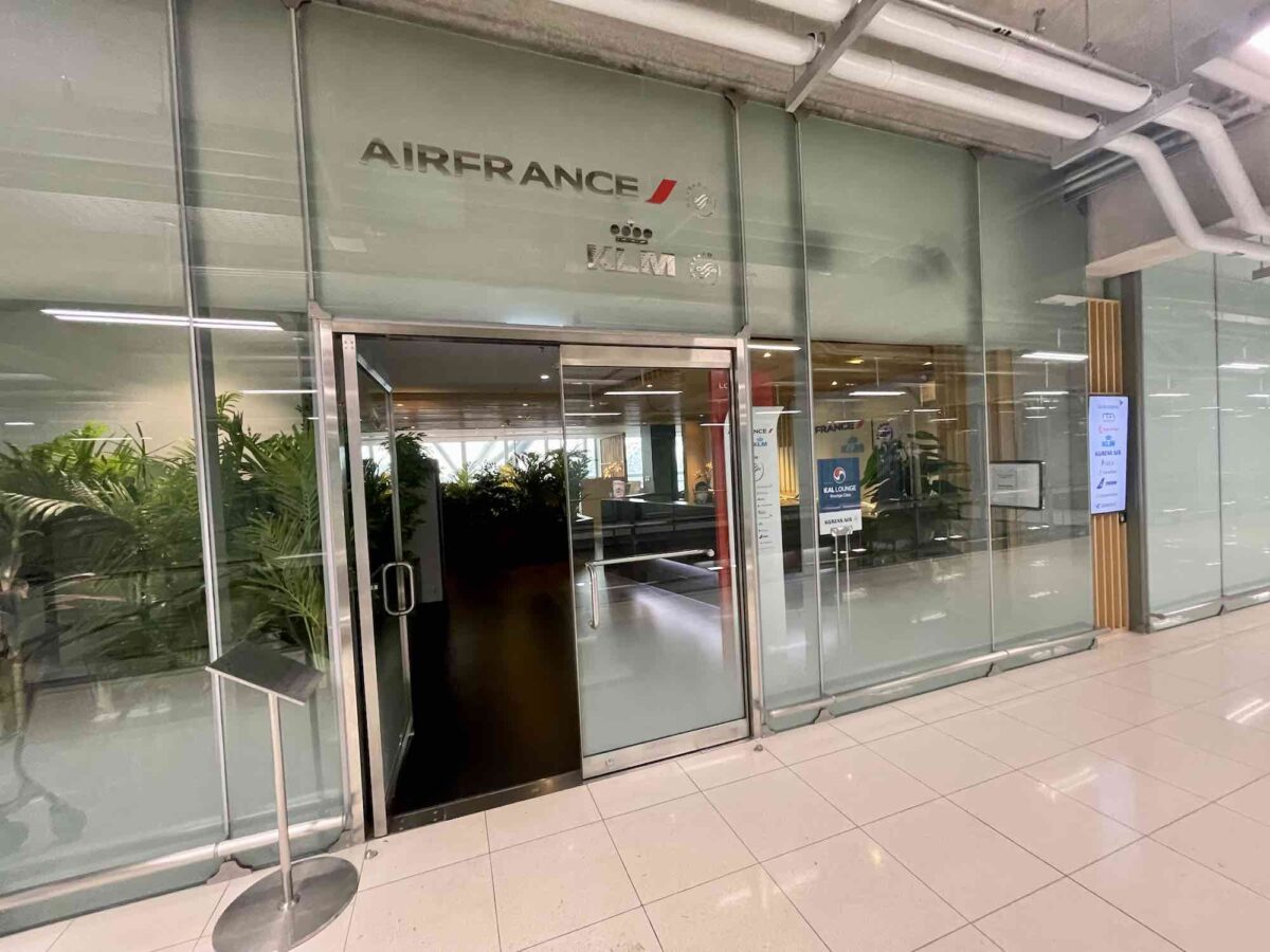 Bangkok Airport, Air France and KLM lounge review