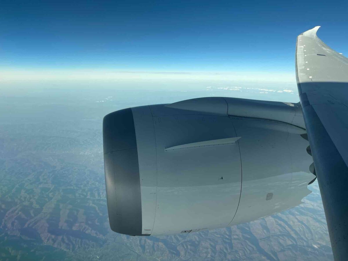 Getting around the world while spending as little as possible: here's a low-cost-only itinerary
