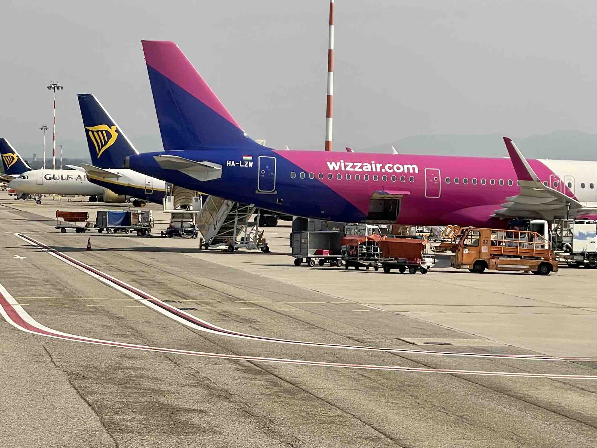 EU Parliament to low-costs: free baggage and choice of seat on board. But there's the 'catch'