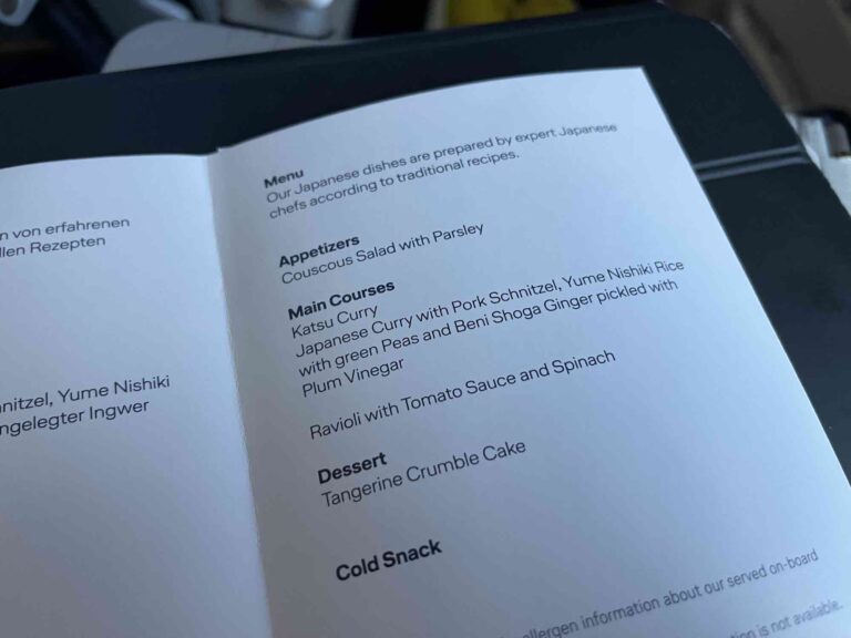 lufthansa_economy_a350_tokyo0245