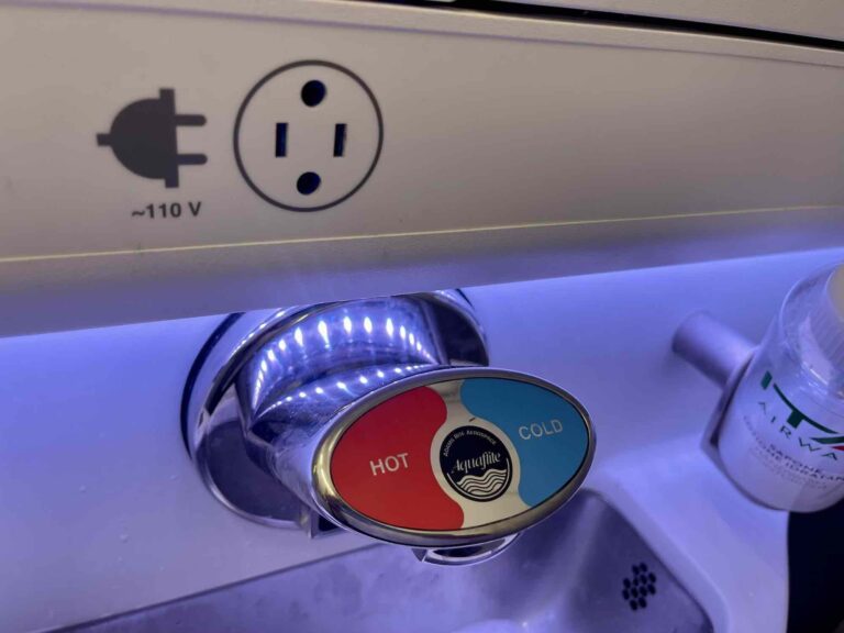 premium-economy_ita9769