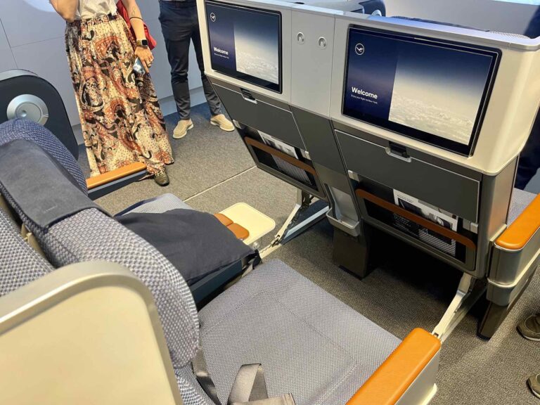 allegris-new-business-first-lufthansa2617