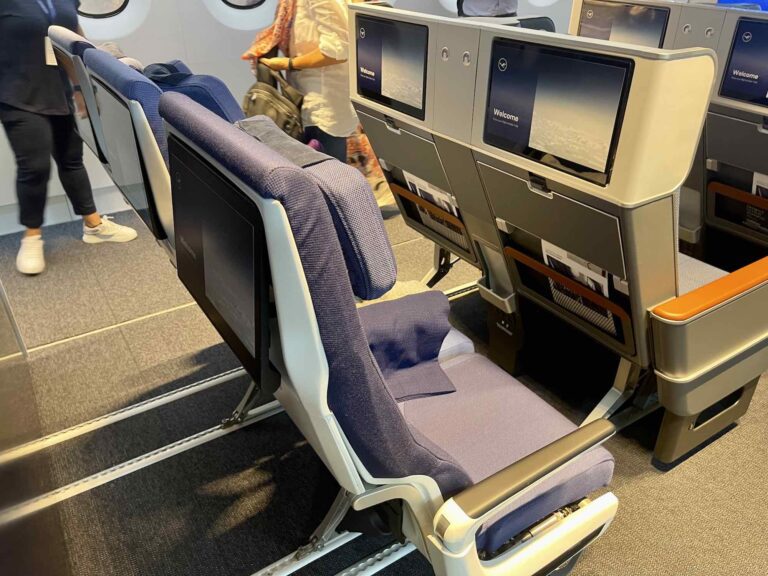 allegris-new-business-first-lufthansa2618