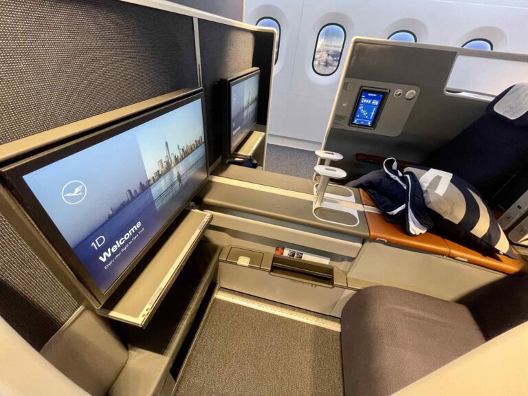 allegris-new-business-first-lufthansa2623