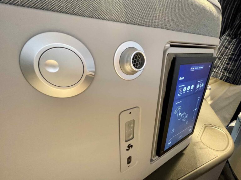 allegris-new-business-first-lufthansa2649