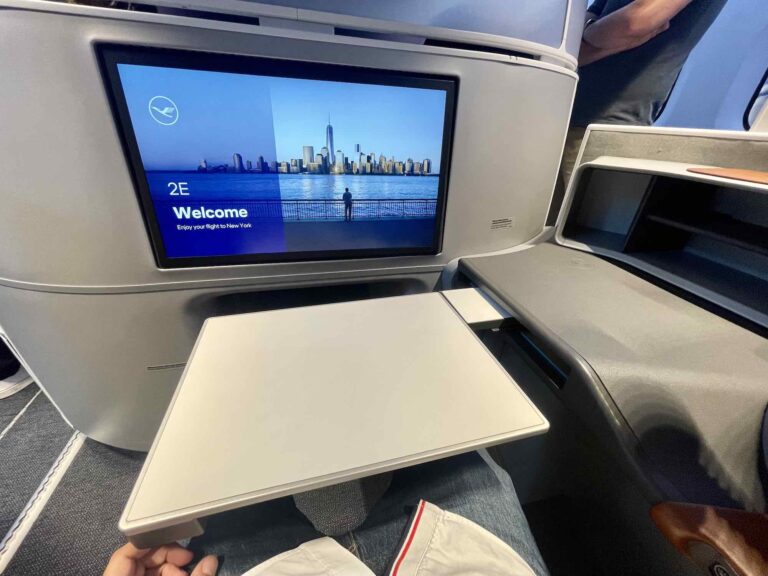 allegris-new-business-first-lufthansa2650