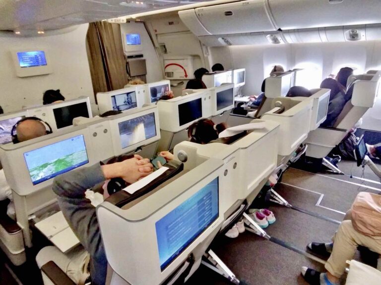 swiss premium economy 777